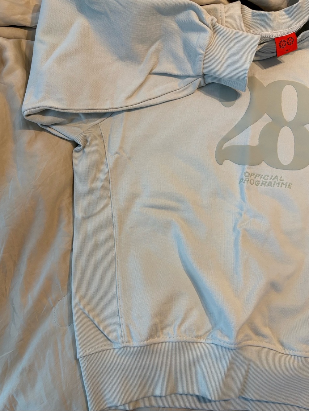 28 Official Programme Ecru Sweatshirt XL, Louis Tomlinson 28OP Clothing - Picture 10 of 16